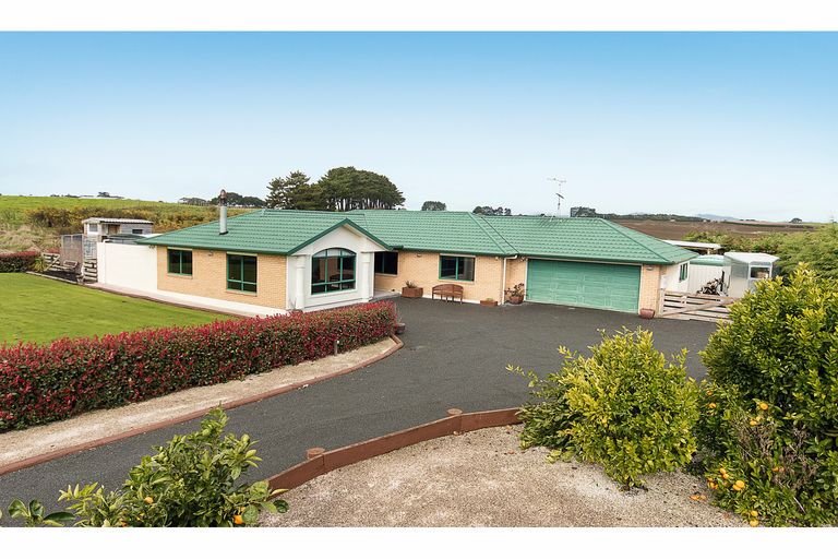 Photo of property in 25 Jenny Lane, Waiuku, 2123