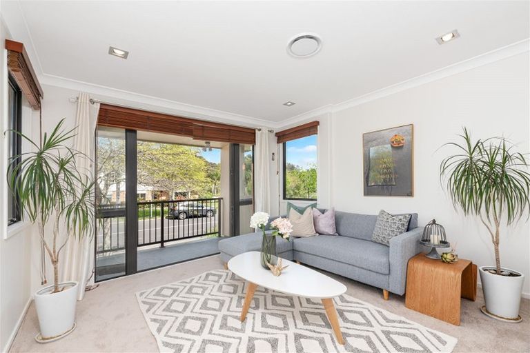 Photo of property in 39 Lake Panorama Drive, Henderson, Auckland, 0612