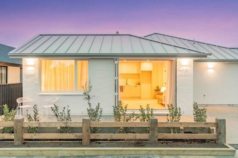 Photo of property in 1/21 Church Street, Devonport, Auckland, 0624