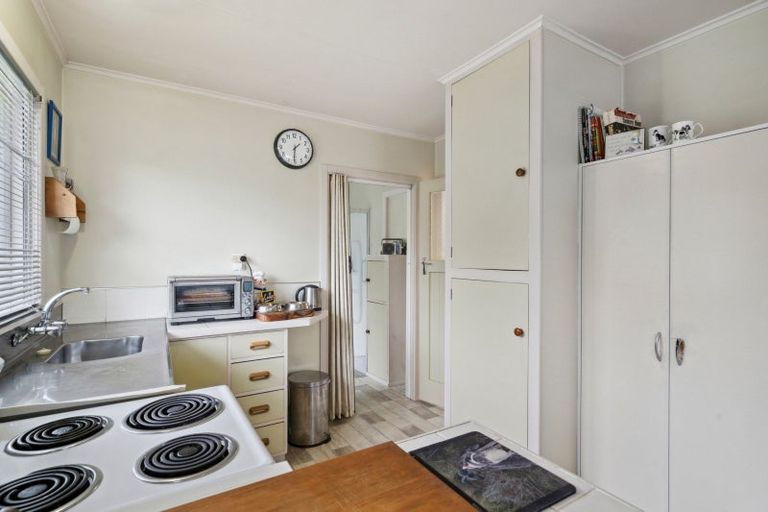 Photo of property in 12 Linley Place, Levin, 5510