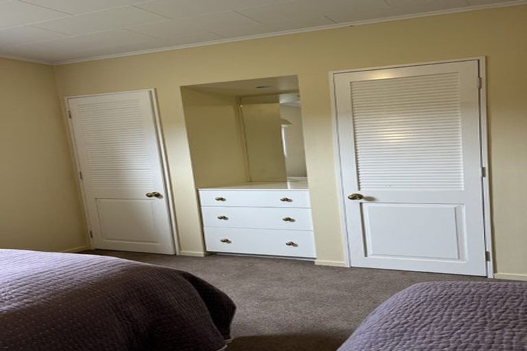 Photo of property in 261 Beacon Point Road, Wanaka, 9305