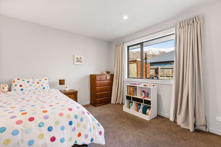 Photo of property in 11 Turnbull Crescent, Wanaka, 9305