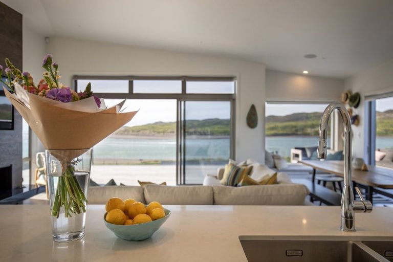 Photo of property in 115 Riria Kereopa Memorial Drive, Raglan, 3297