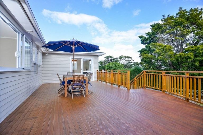 Photo of property in 36 Edgeworth Road, Glenfield, Auckland, 0629