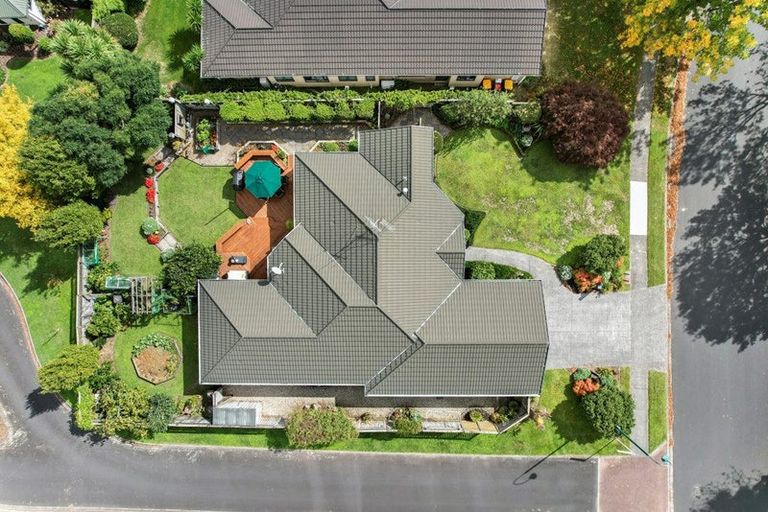 Photo of property in 42 Bramley Drive, Rototuna, Hamilton, 3210