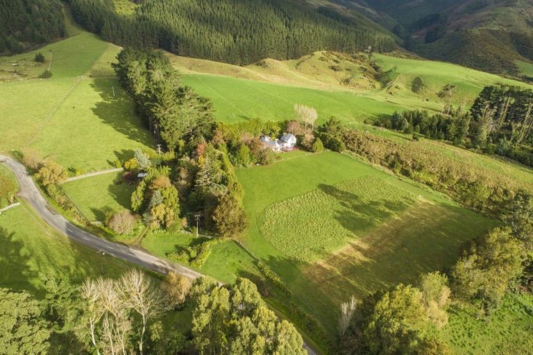 Photo of property in 408 Scotts Road, Linton, Palmerston North, 4472