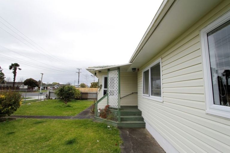 Photo of property in 33 Taka Street, Takanini, 2112