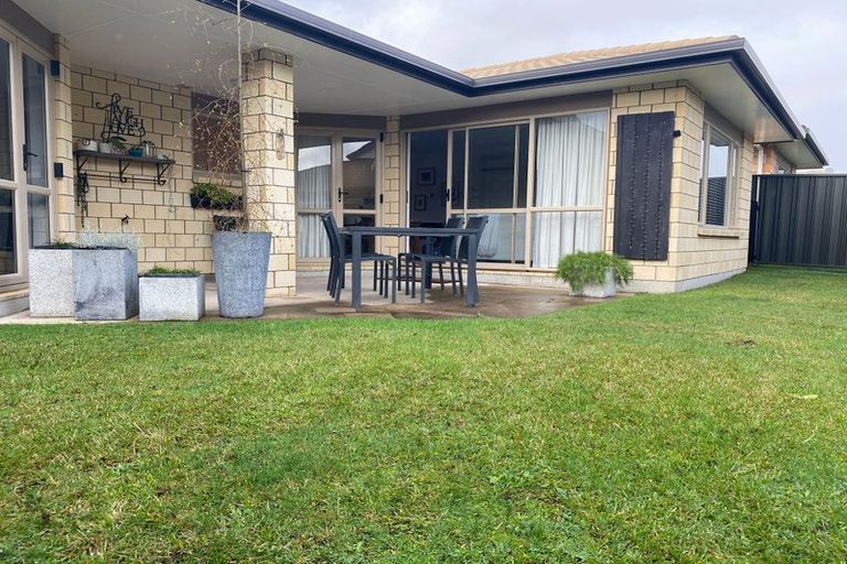 Photo of property in 18/64 Kawaha Point Road, Kawaha Point, Rotorua, 3010