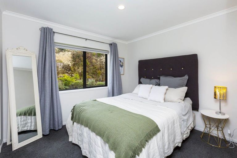Photo of property in 23 Percy Kinsman Crescent, Riverstone Terraces, Upper Hutt, 5018