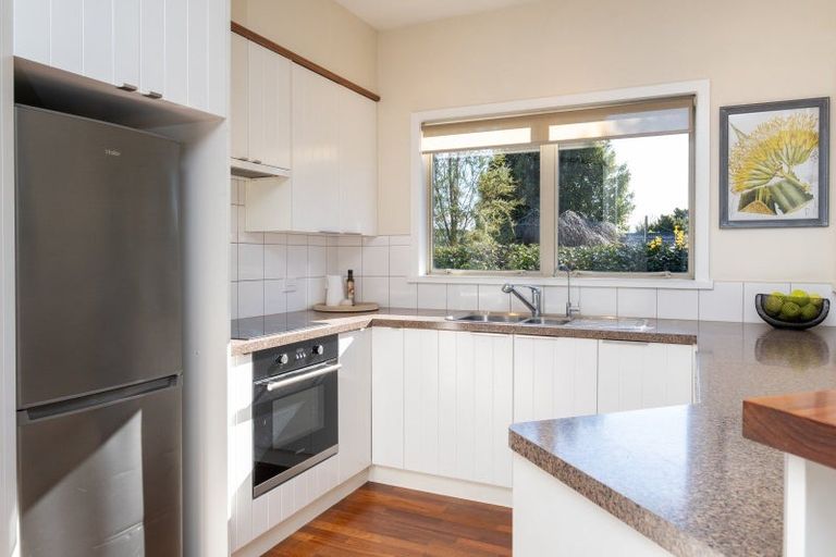 Photo of property in 19a Guthrie Road, Havelock North, 4130