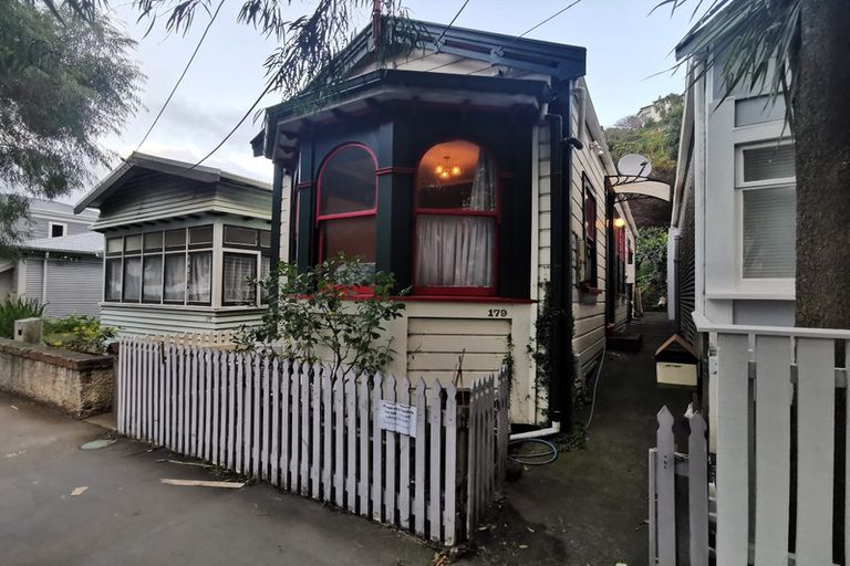 Photo of property in 179 Aro Street, Aro Valley, Wellington, 6021
