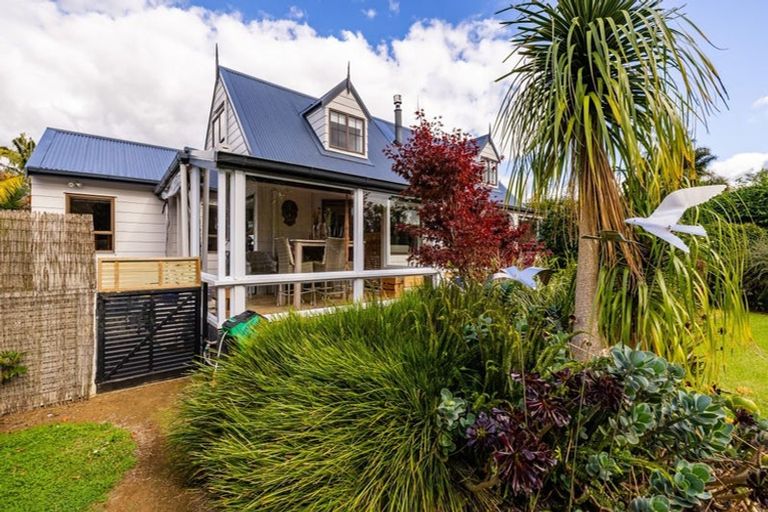 Photo of property in 7 Riverview Road, Kerikeri, 0230