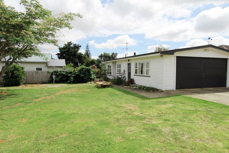 Photo of property in 2a Hamilton Place, Pukekohe, 2120