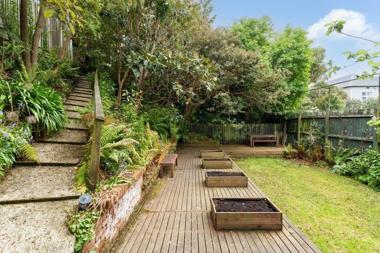 Photo of property in 544 Highgate, Maori Hill, Dunedin, 9010