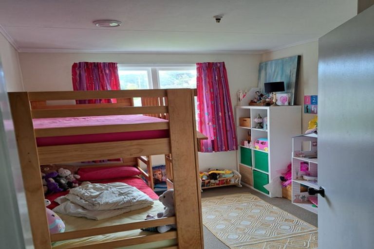 Photo of property in 96 Dimock Street, Titahi Bay, Porirua, 5022