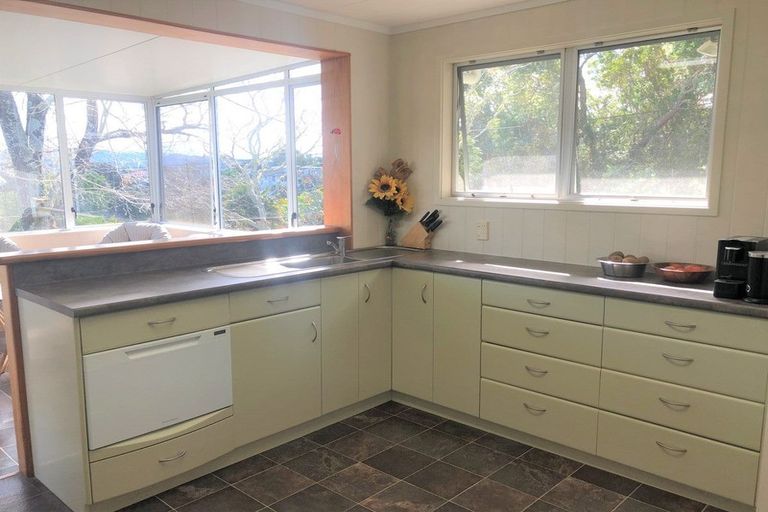 Photo of property in 4 Handley Place, Onerahi, Whangarei, 0110