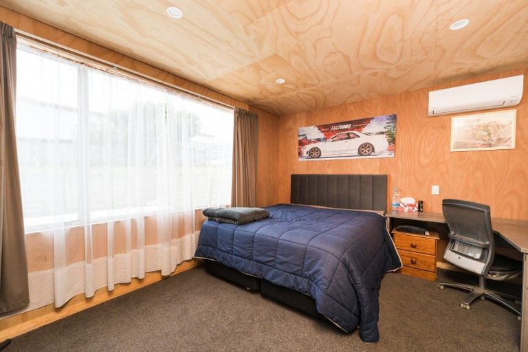 Photo of property in 3 Lena Place, Foxton, 4814