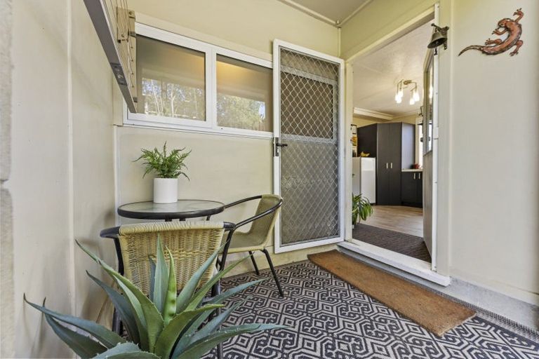 Photo of property in 487 Kaikorai Valley Road, Bradford, Dunedin, 9011