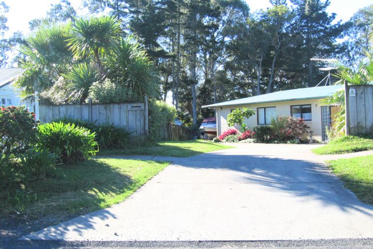 Photo of property in 16 Beachlands Road, Beachlands, Auckland, 2018
