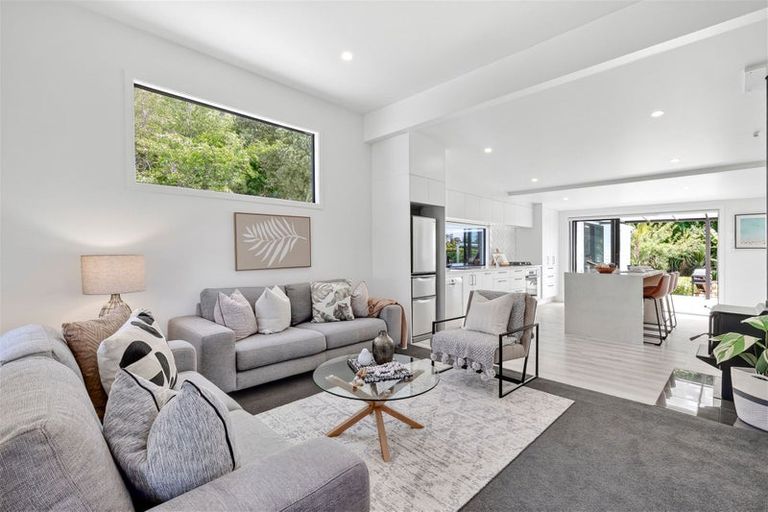 Photo of property in 1 Lansdowne Street, Clifton, Takaka, 7183