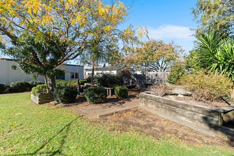 Photo of property in 4 Hua Street, Bell Block, New Plymouth, 4312