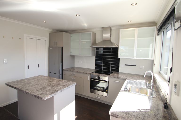 Photo of property in 73 Redcastle Road, Oamaru North, Oamaru, 9400