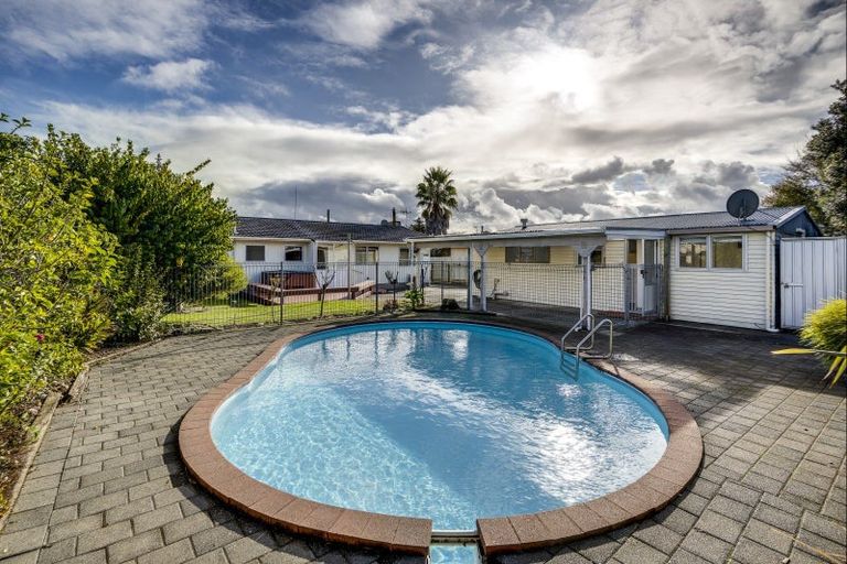 Photo of property in 436 Main North Road, Bay View, Napier, 4104