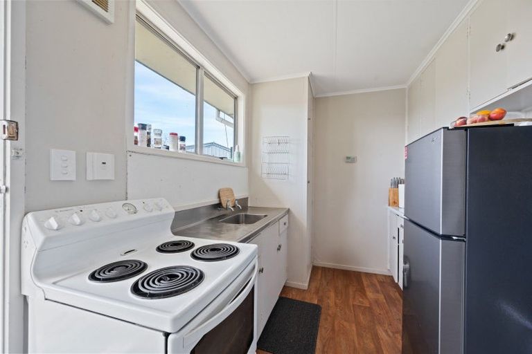 Photo of property in 27 Liverpool Crescent, Flaxmere, Hastings, 4120