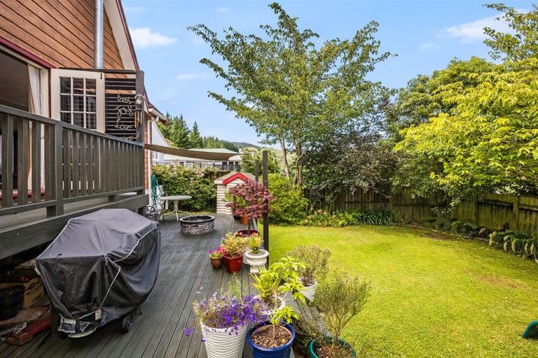 Photo of property in 102 Coast Road, Wainuiomata, Lower Hutt, 5014