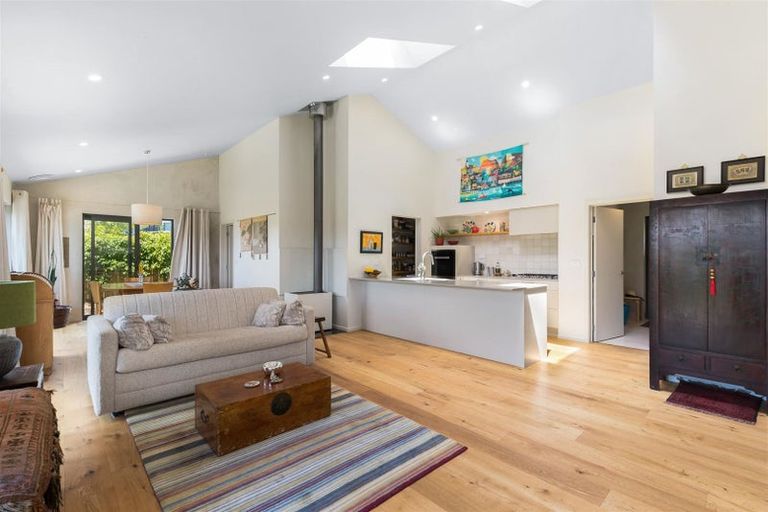 Photo of property in 25 The Heights Avenue, Wanaka, 9305