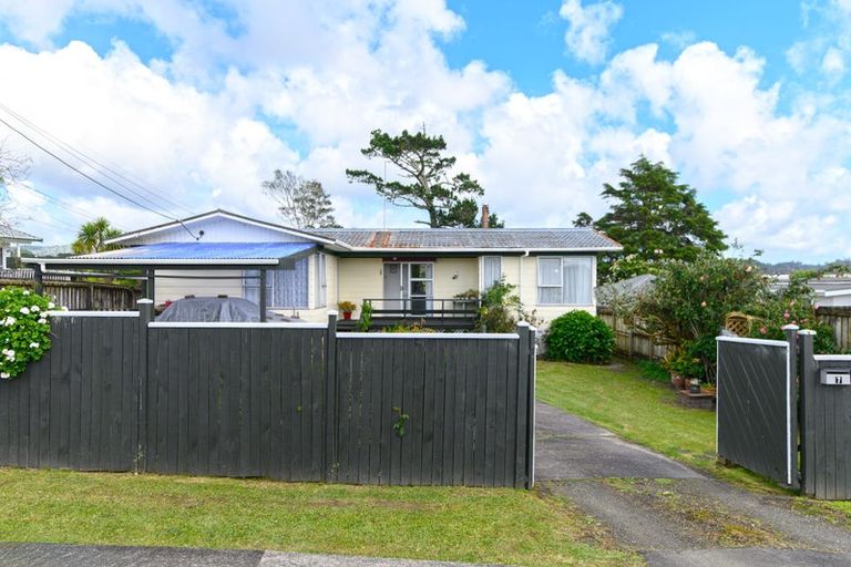 Photo of property in 7 Hetherington Road, Ranui, Auckland, 0612