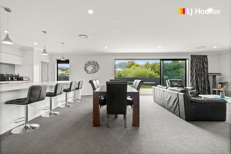 Photo of property in 32 Calluna Crescent, Mosgiel, 9024