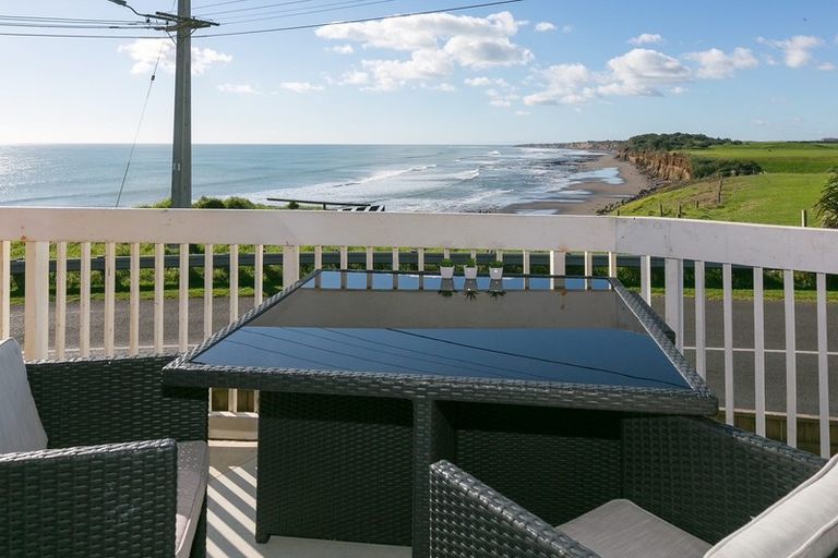 Photo of property in 1 Tiromoana Crescent, Bell Block, New Plymouth, 4312