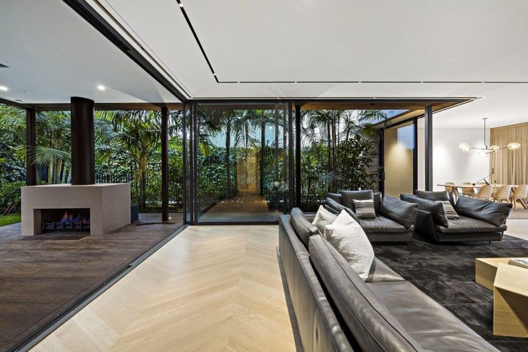 Photo of property in 44 Glanville Terrace, Parnell, Auckland, 1052