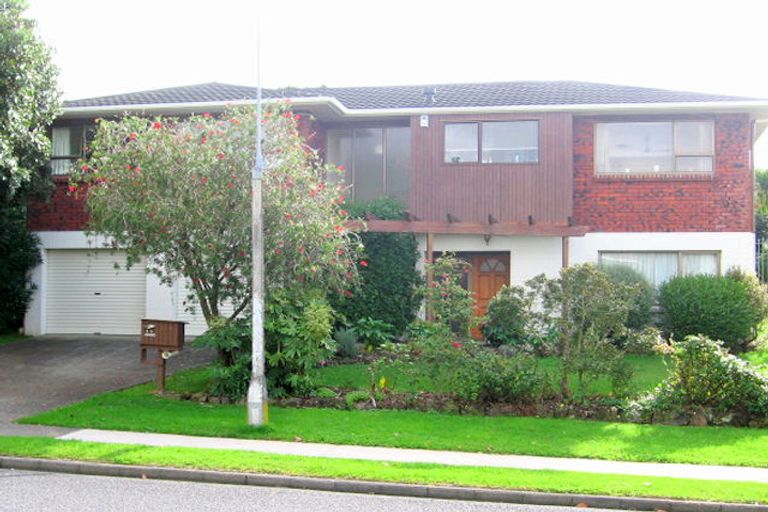 Photo of property in 45 Maxwelton Drive, Mairangi Bay, Auckland, 0630