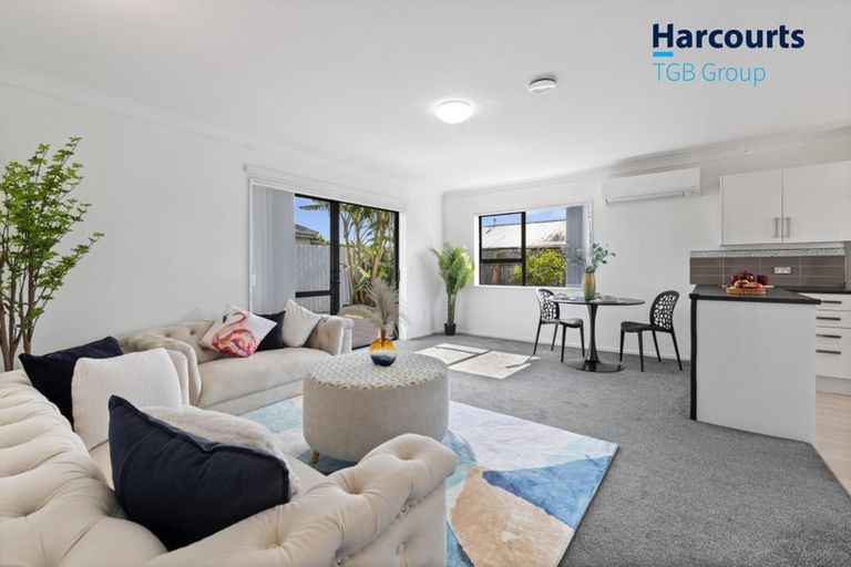 Photo of property in 9b Gatland Road, Rosehill, Papakura, 2113