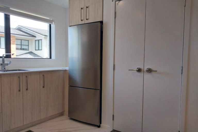 Photo of property in 6/61 Matipo Road, Te Atatu Peninsula, Auckland, 0610