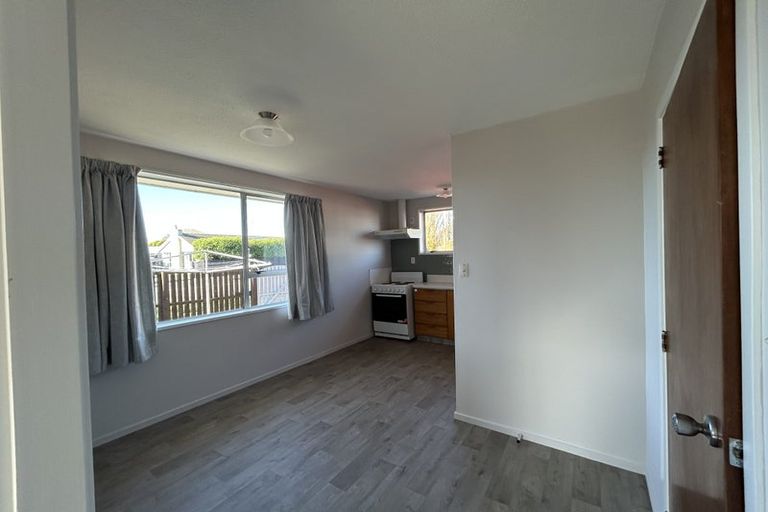 Photo of property in 1/3 Cavendish Road, Casebrook, Christchurch, 8051