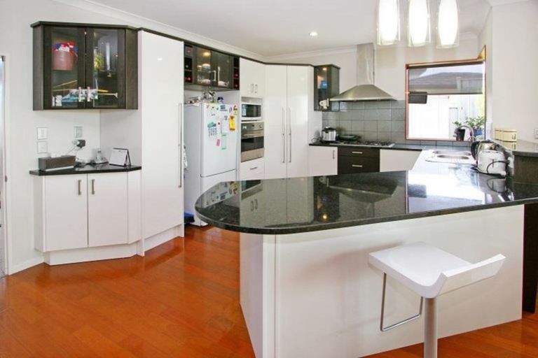 Photo of property in 41 Salford Crescent, Flat Bush, Auckland, 2019