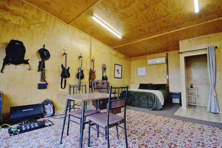 Photo of property in 490 Maharahara Road, Dannevirke, 4972