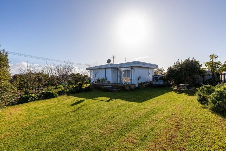 Photo of property in 52 Richmond Street, Waitara, 4320