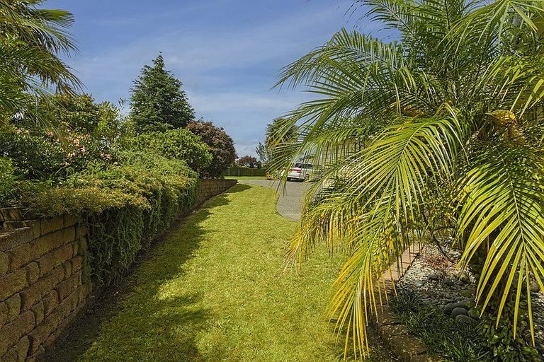 Photo of property in 27 Harbelle Close, Bethlehem, Tauranga, 3110