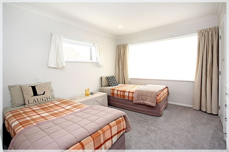 Photo of property in 115 Queen Street West, Levin, 5510