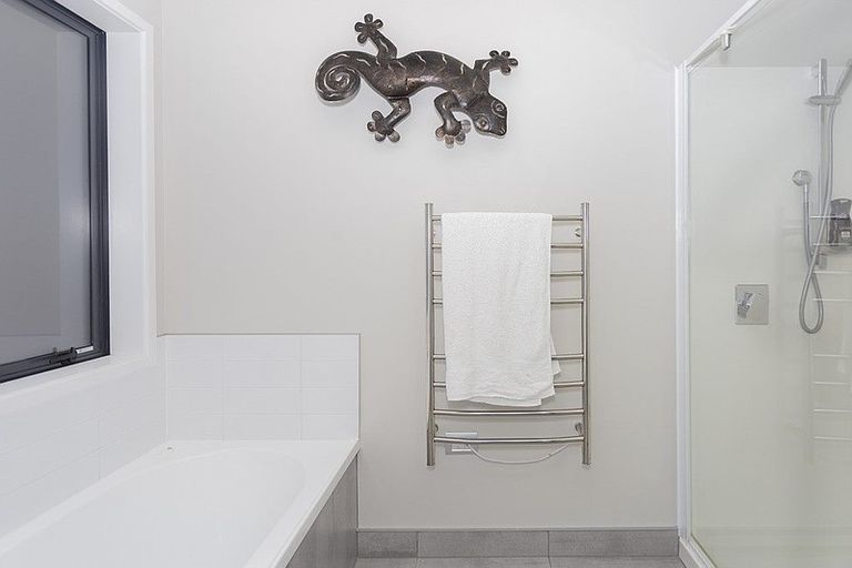 Photo of property in 203 Awamoa Road, Awamoa, Oamaru, 9492