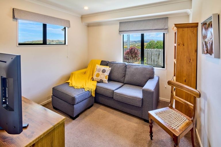 Photo of property in 89 Kentwood Drive, Woodridge, Wellington, 6037