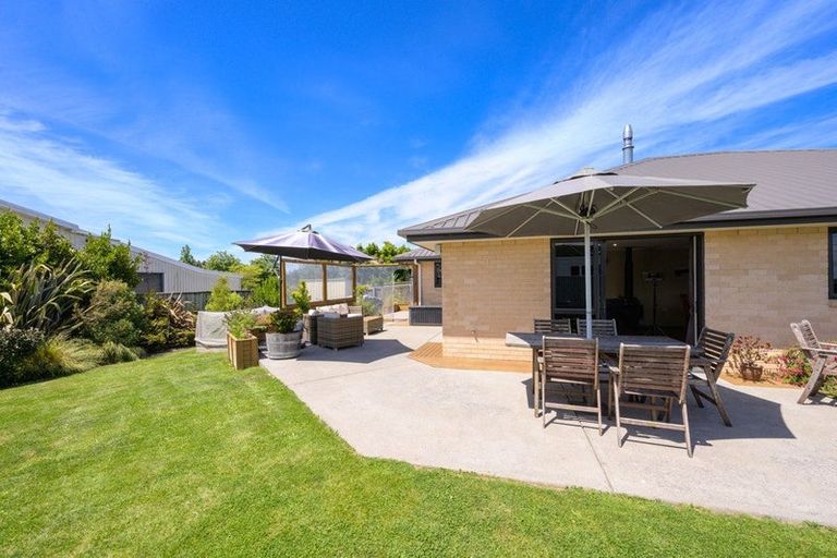 Photo of property in 16 Kakapo Lane, Motueka, 7120