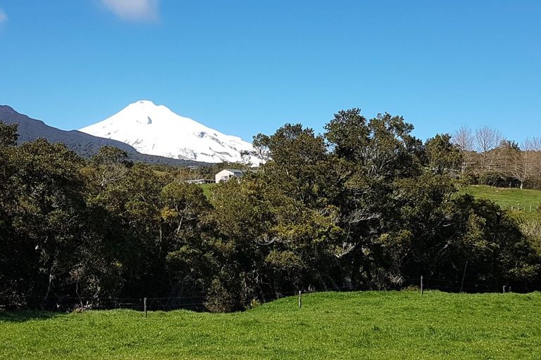 Photo of property in 777 Dover Road, Okato, New Plymouth, 4374