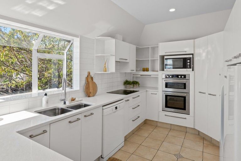 Photo of property in 2/79 Cannon Hill Crescent, Mount Pleasant, Christchurch, 8081