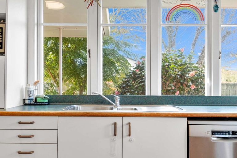 Photo of property in 21 Melrose Avenue, Owhata, Rotorua, 3010