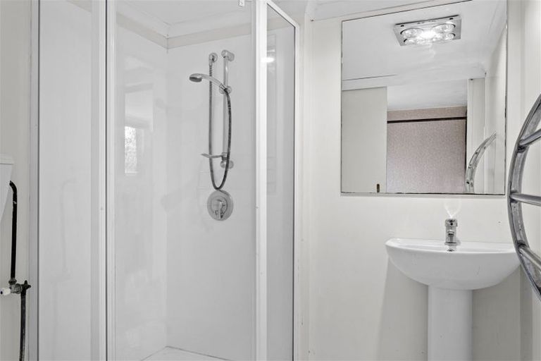 Photo of property in 11 Kaplan Avenue, Islington, Christchurch, 8042